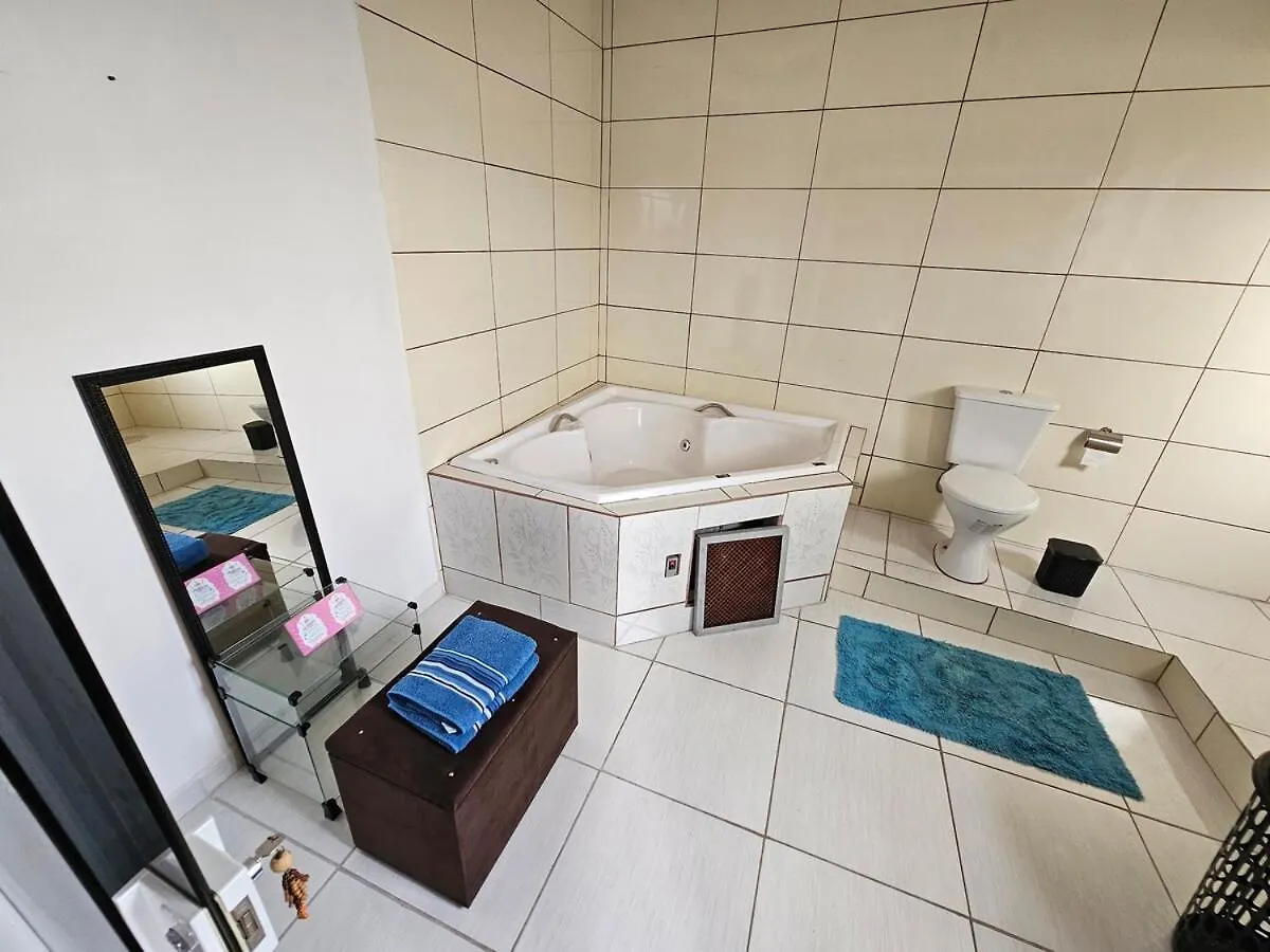 House With Hydromassage Villa Guarulhos