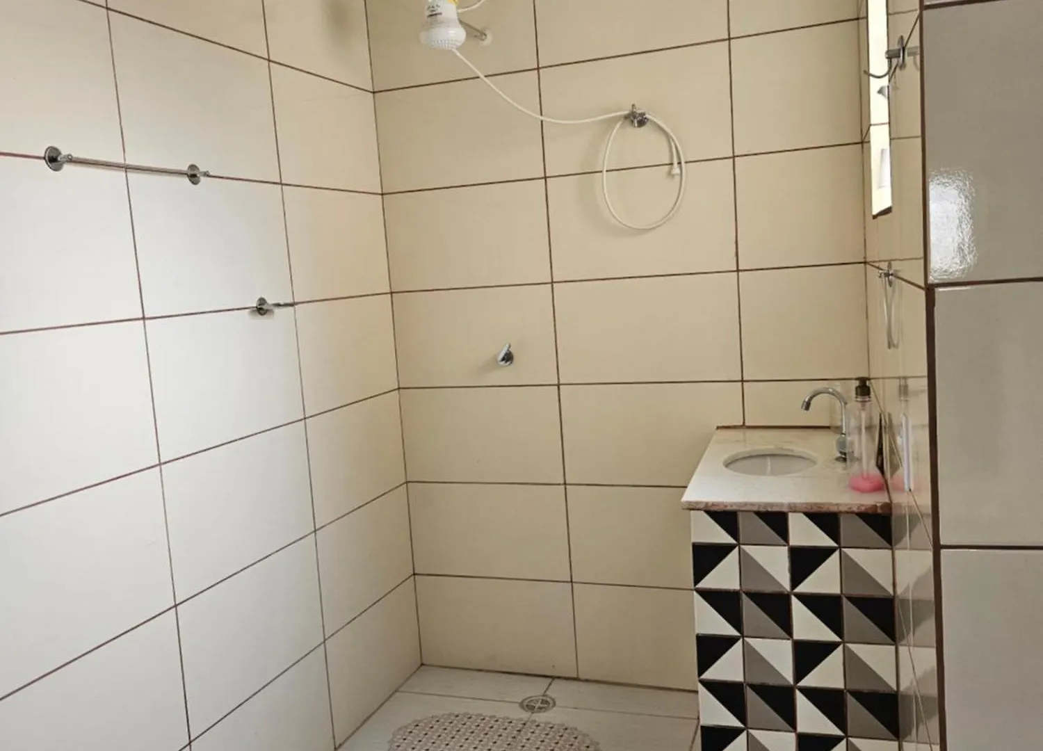 House With Hydromassage Βίλα Γκουαρούλιος 0*,